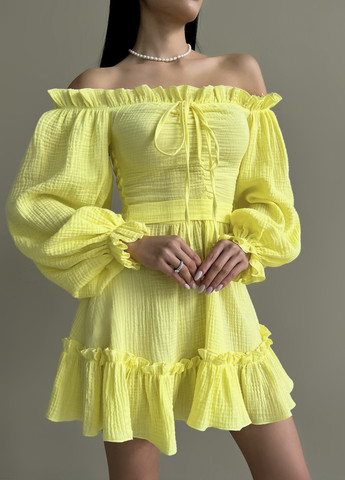 Желтое кэжуал платье Larionoff однотонное