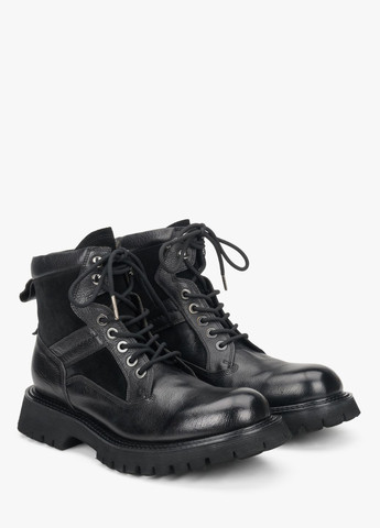 Черные ботинки Estro