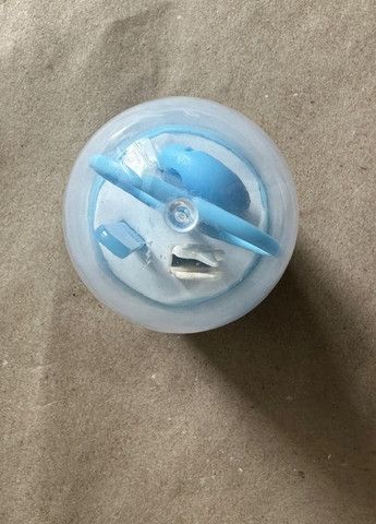 Дитячий манікюрний набір у прозорому футлярі капсулі з ножицями пінцетом пилочкою для дітей малюків (475019-Prob) Блакитний Unbranded (260668381)