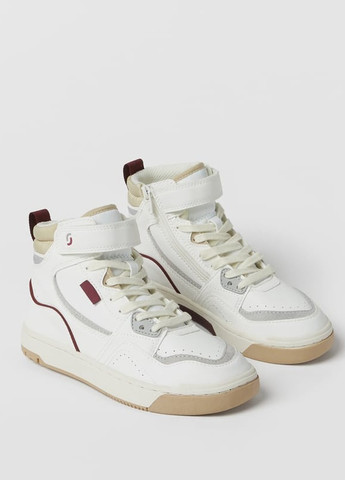 Белые демисезонные кожаные кроссовки для мальчика 8627 39 24.9см белый 64080 Zara