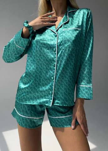 Зеленая всесезон стильна піжамка з лого victoria's secret шортиками рубашка + шорты Vakko