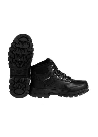 Черные кроссовки Royyna