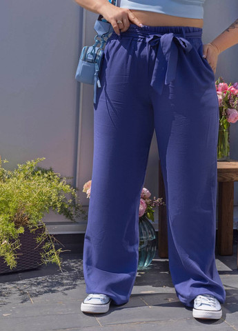 Жіночі штани прямого крою колір світлий джинс р.50/52 432535 New Trend (258825402)
