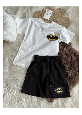 Білий комплект (футболка, шорти) batman (бетмен) Disney