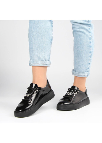 Черные демисезонные женские кроссовки 197188 Buts