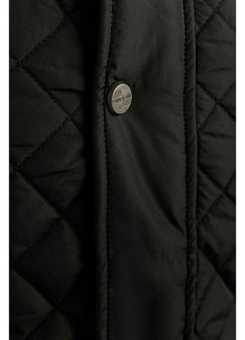 Чорна демісезонна куртка b20-22004-200 Finn Flare