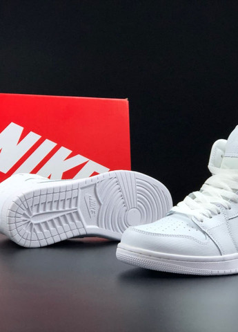 Белые демисезонные кроссовки мужские,вьетнам Nike Air Jordan