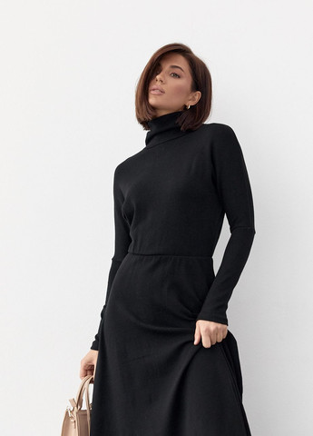 Черное коктейльное теплое платье миди с резинкой на талии - черный Lurex