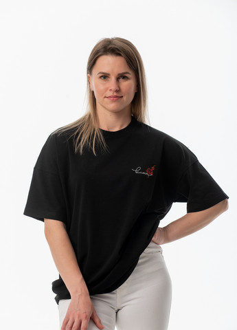 Черная женская футболка оверсайз с вышивкой "свободная" с коротким рукавом VINCA