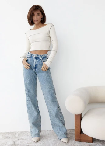 Короткий лонгслів з декоративними швами - бежевий Lurex (265842141)