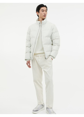 Біла демісезонна чоловіча куртка regular fit (56347) м біла H&M