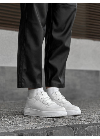 Білі осінні білі кросівки в стилі бренду Navigator