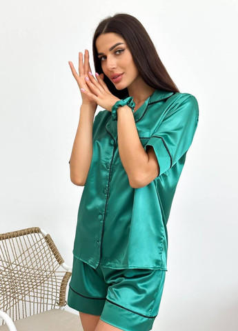 Зеленая всесезон стильна піжамка з лого victoria's secretз брендовим коробом рубашка + шорты Vakko