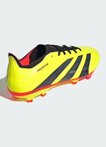 Желтые всесезонные футбольные бутсы predator 24 league low firm ground adidas