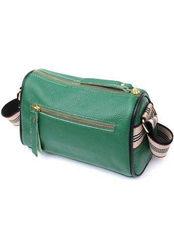 Жіноча сумка з оригінальною прикрасою з натуральної шкіри 22261 Зелена Vintage (276457637)