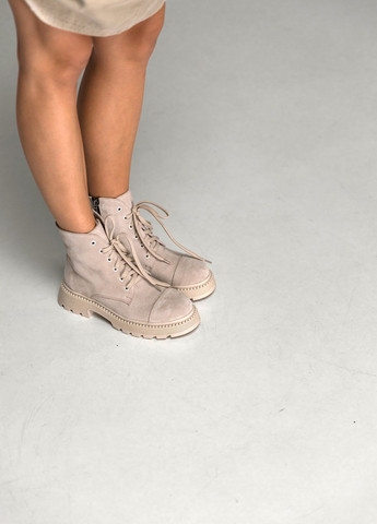 Осенние стильные женские замшевые ботинки на низком ходу деми Villomi со шнуровкой из натуральной замши