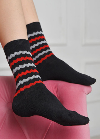 Шкарпетки жіночі з малюнком чорного кольору розмір 36-40 Let's Shop (273176813)