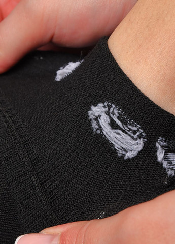 Шкарпетки жіночі демісезонні чорного кольору розмір 36-40 Let's Shop (277983338)