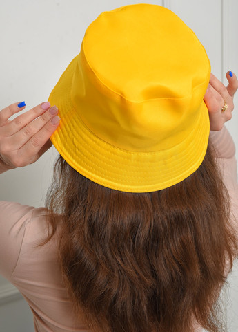 Панамка жіноча однотонна жовтого кольору Let's Shop (258843428)