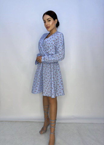 Голубое повседневный, кэжуал, коктейльное нежное молодежное платье меди с имитацией запаха с поясом InFashion с цветочным принтом