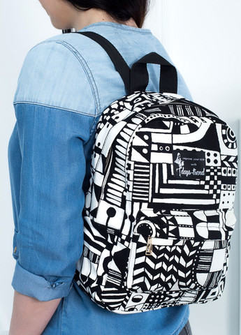 Молодежный женский рюкзак черно белый с абстрактным рисунком из джинсовой ткани среднего размера No Brand (260597014)