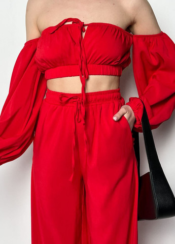 Жіночий костюм топ і штани колір червоний р.L 435080 New Trend (259185940)