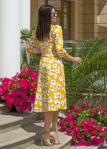Желтое повседневный платье клеш Zemal с цветочным принтом