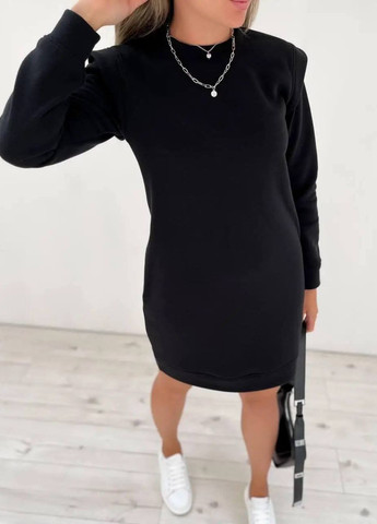 Черное кэжуал теплое женское платье в спортивном стиле Fashion Girl однотонное