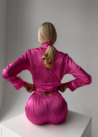 Розовая шелковая пижама No Brand