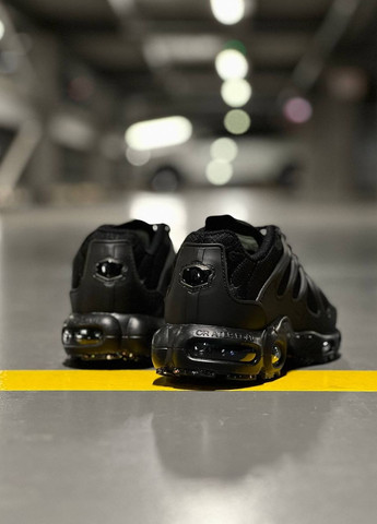 Черные демисезонные демисезонные кроссовки No Brand