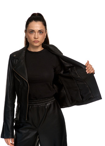Черная демисезонная женская кожаная куртка косуха естественная кожа. весна осень демисезон fer-a-27 черная Actors