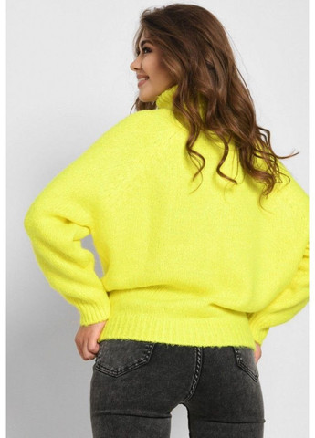 Желтый объемный свитер гольф жёлтый No Brand