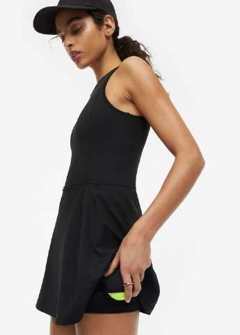 Черное спортивное платье H&M однотонное