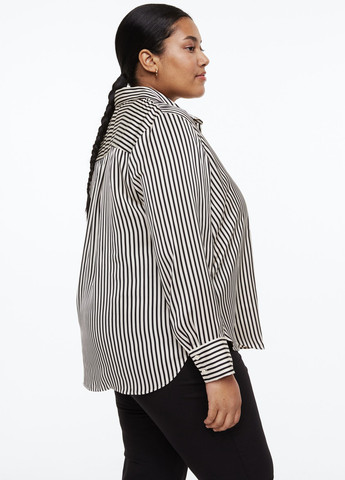 Черно-белая классическая рубашка в полоску H&M с длинным рукавом