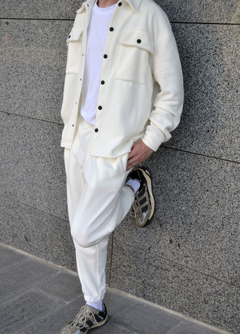 Белый демисезонный костюм мужской с рубашкой No Brand