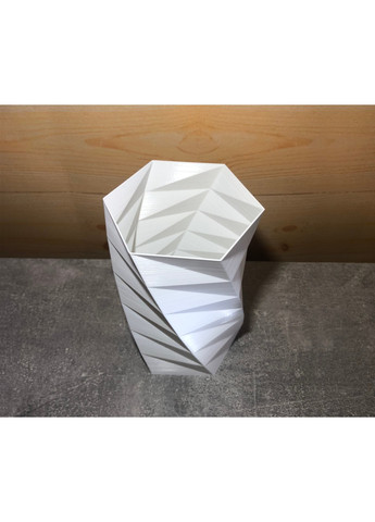 Шестигранная декоративная, тонкостенная ваза «Полигональная спираль» ЗаСвіт (261555366)