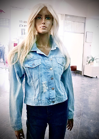 Голубая летняя джинсовая куртка женская Real focus