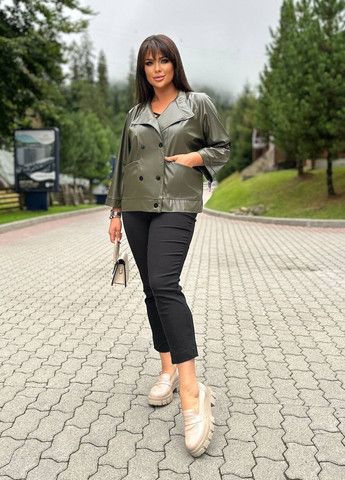 Оливкова (хакі) жіноча шкіряна куртка колір хакі р.46/48 440390 New Trend