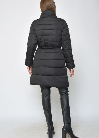 Черная демисезонная куртка женская черного цвета Let's Shop