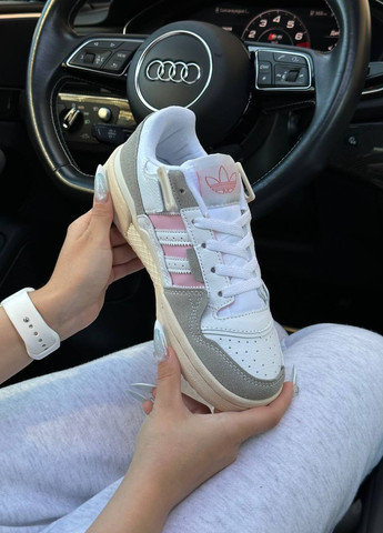 Белые демисезонные кроссовки женские,вьетнам adidas Originals Forum 84 Low White Pink Grey