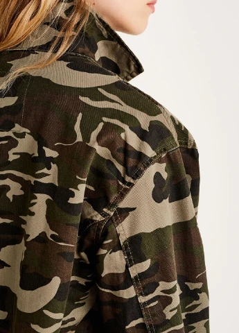 Зелена куртка легка,мілітарі, Pull & Bear