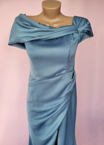 Голубое вечернее платье вечернее макси с открытыми плечами голубое с открытыми плечами Asos однотонное