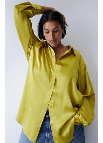 Жіноча атласна сорочка оверсайз Н&М (56194) XS Жовта H&M (263432393)