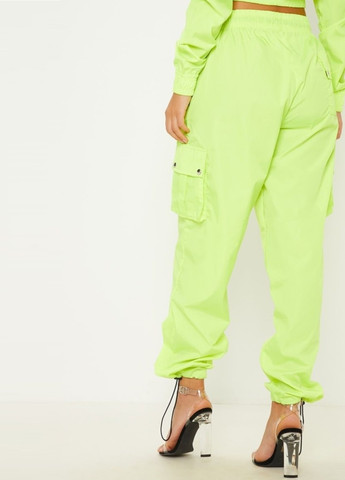 Зеленые брюки PrettyLittleThing