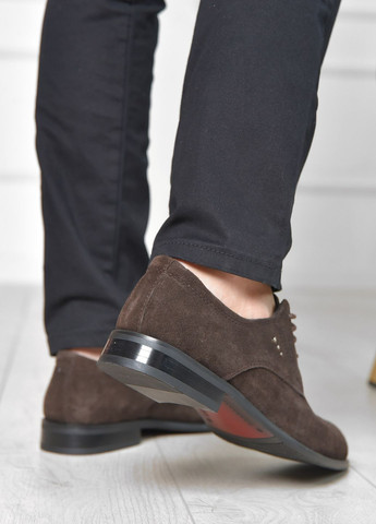 Туфлі чоловічі коричневого кольору Let's Shop (265911021)