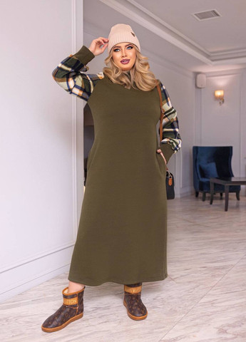 Оливкова (хакі) женское теплое платье цвет хаки р.50/52 445912 New Trend
