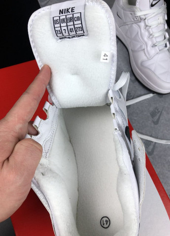 Белые всесезонные кроссовки air force зима (реплика) белые Nike