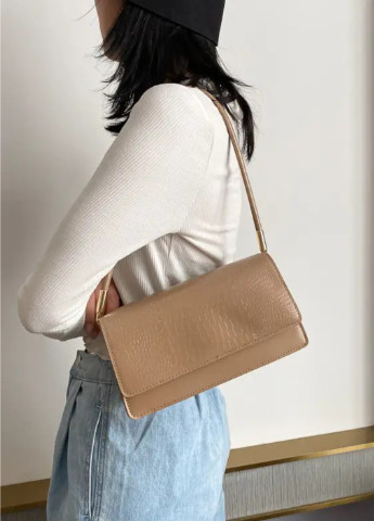 Женская классическая сумочка рептилия через плечо клатч на короткой ручке бежевая багет No Brand (256989657)