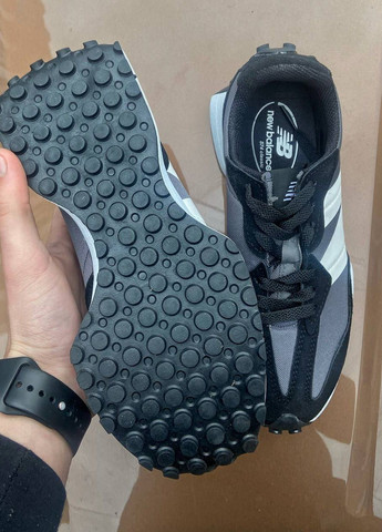 Серые демисезонные кроссовки с лого 327 black and grey Vakko
