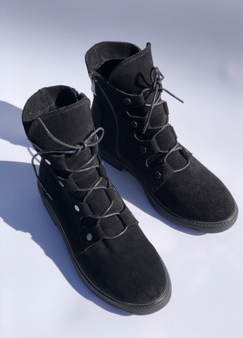 Черные женские ботинки на молнии со шнуровкой